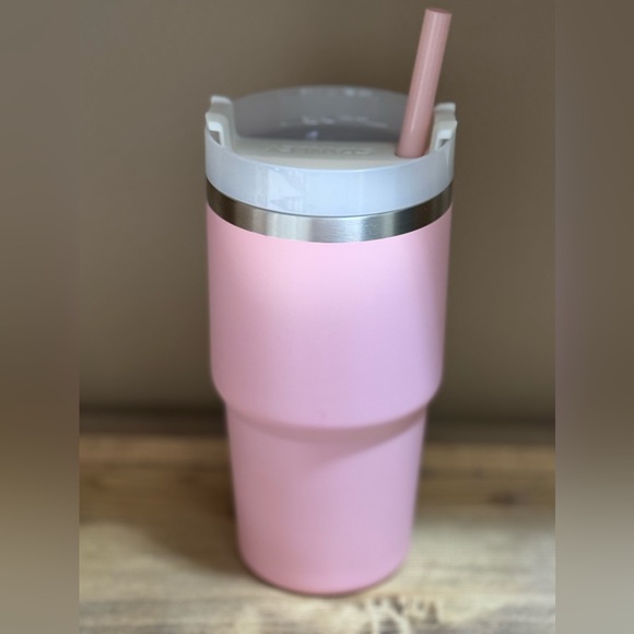 Starbucks + Stanley 2023 Taiwan Valentine's Day Pink 20 oz Straw Cup Tumbler - Picture 6 of 9